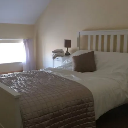 Organic Farm 2-bed Sleeps 4 Parking * Kilkenny