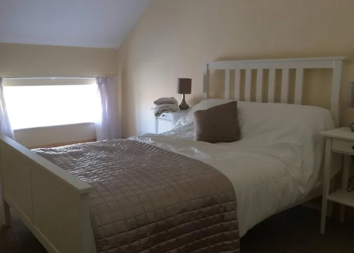 Organic Farm 2-bed Sleeps 4 Parking * Kilkenny