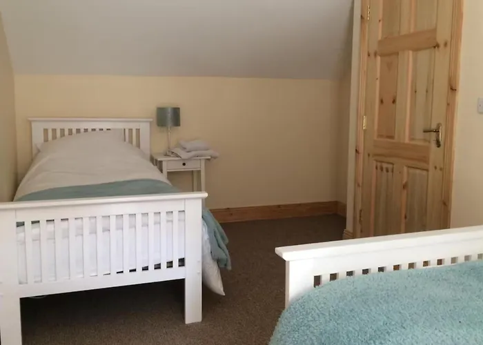 Organic Farm 2-bed Sleeps 4 Parking
